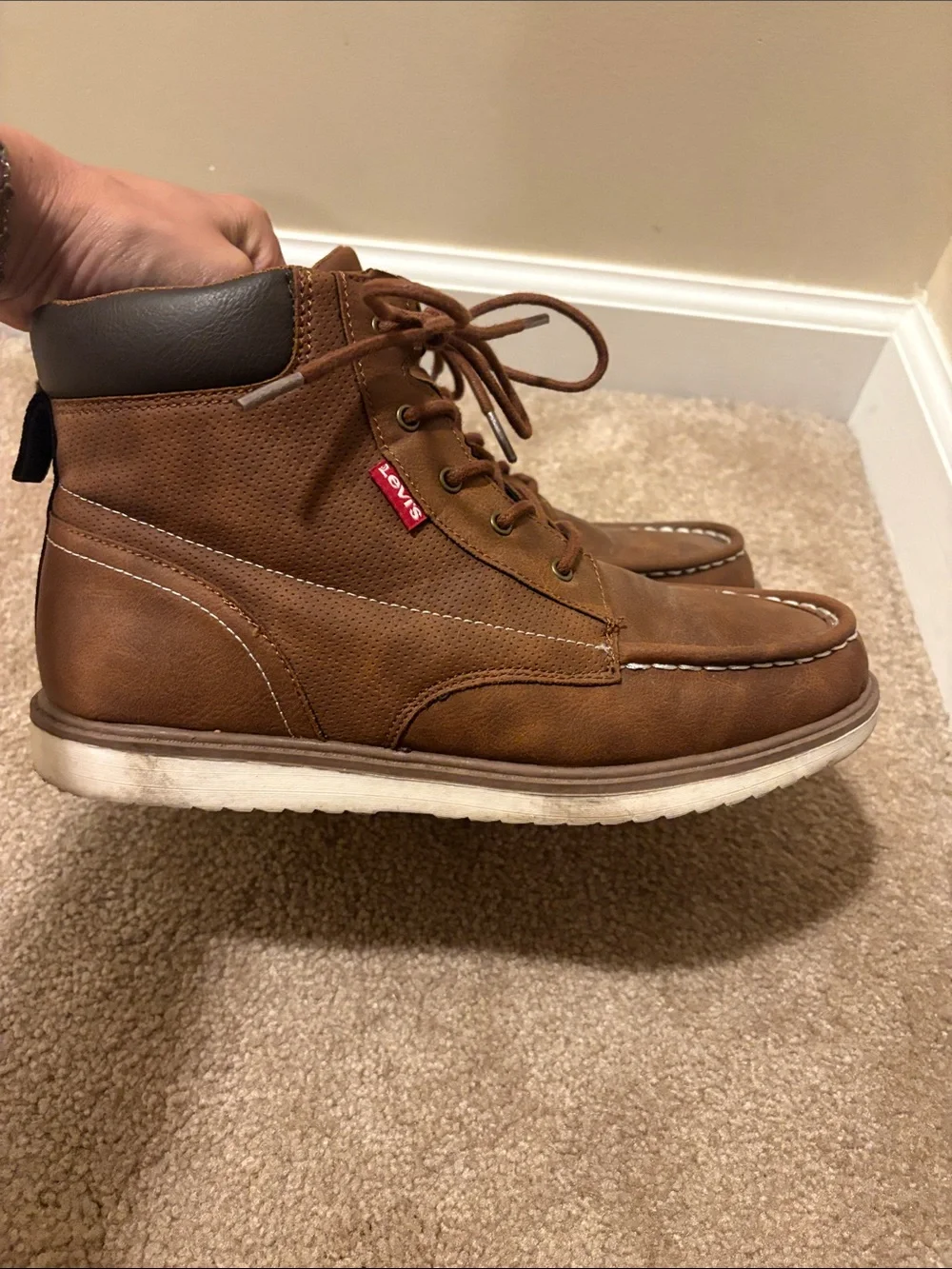 Boys Levi’s boots